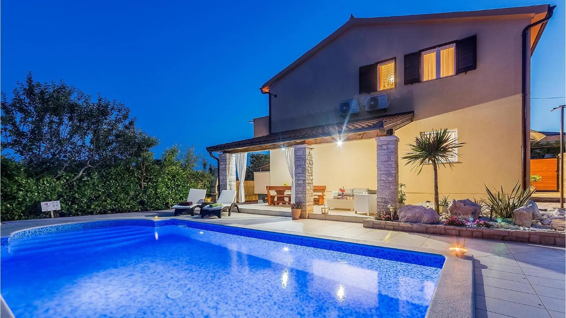 Stunning Home In Krnica With Wifi 0*,  Хорватия