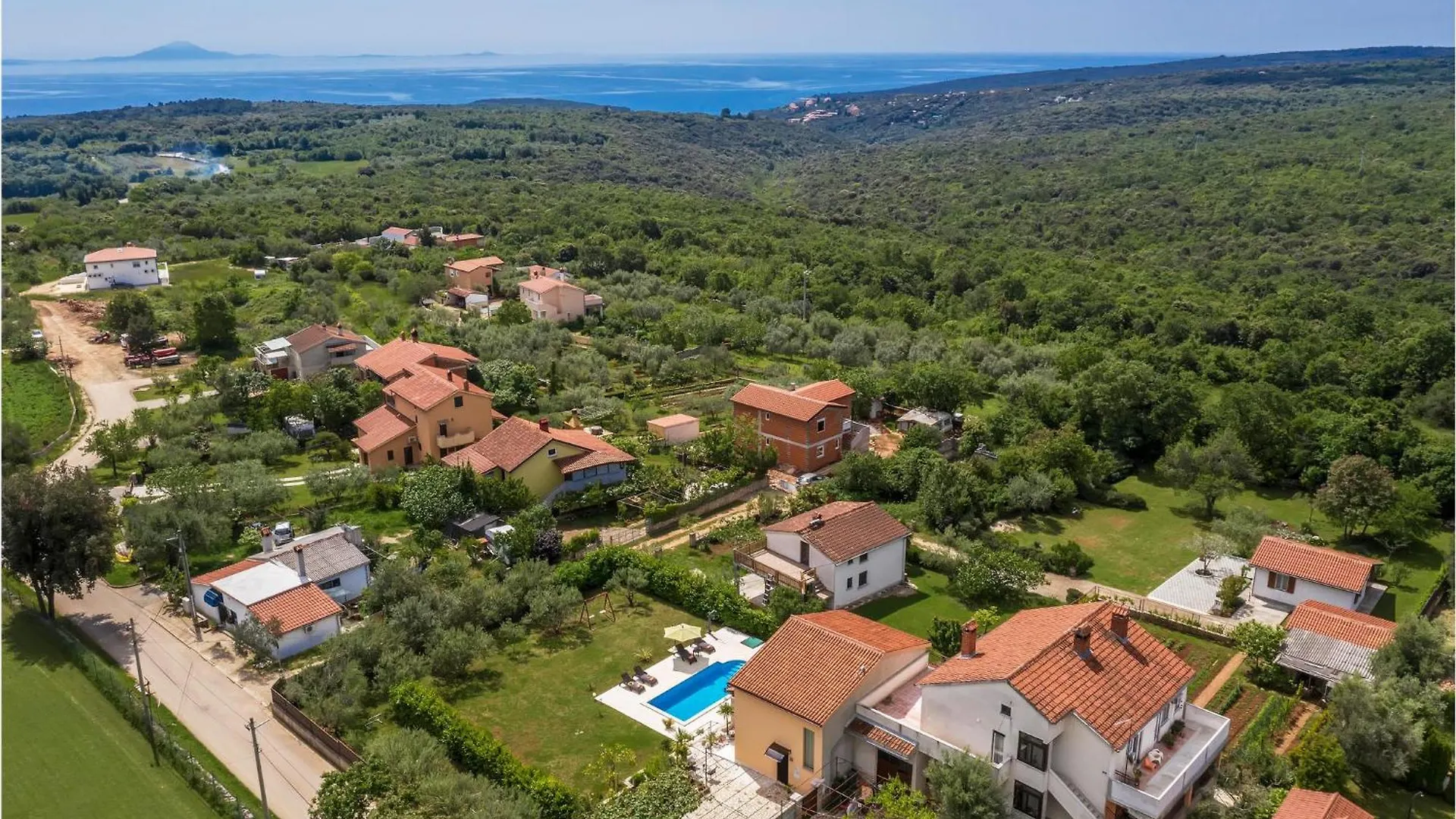 Stunning Home In Krnica With Wifi Дом отдыха