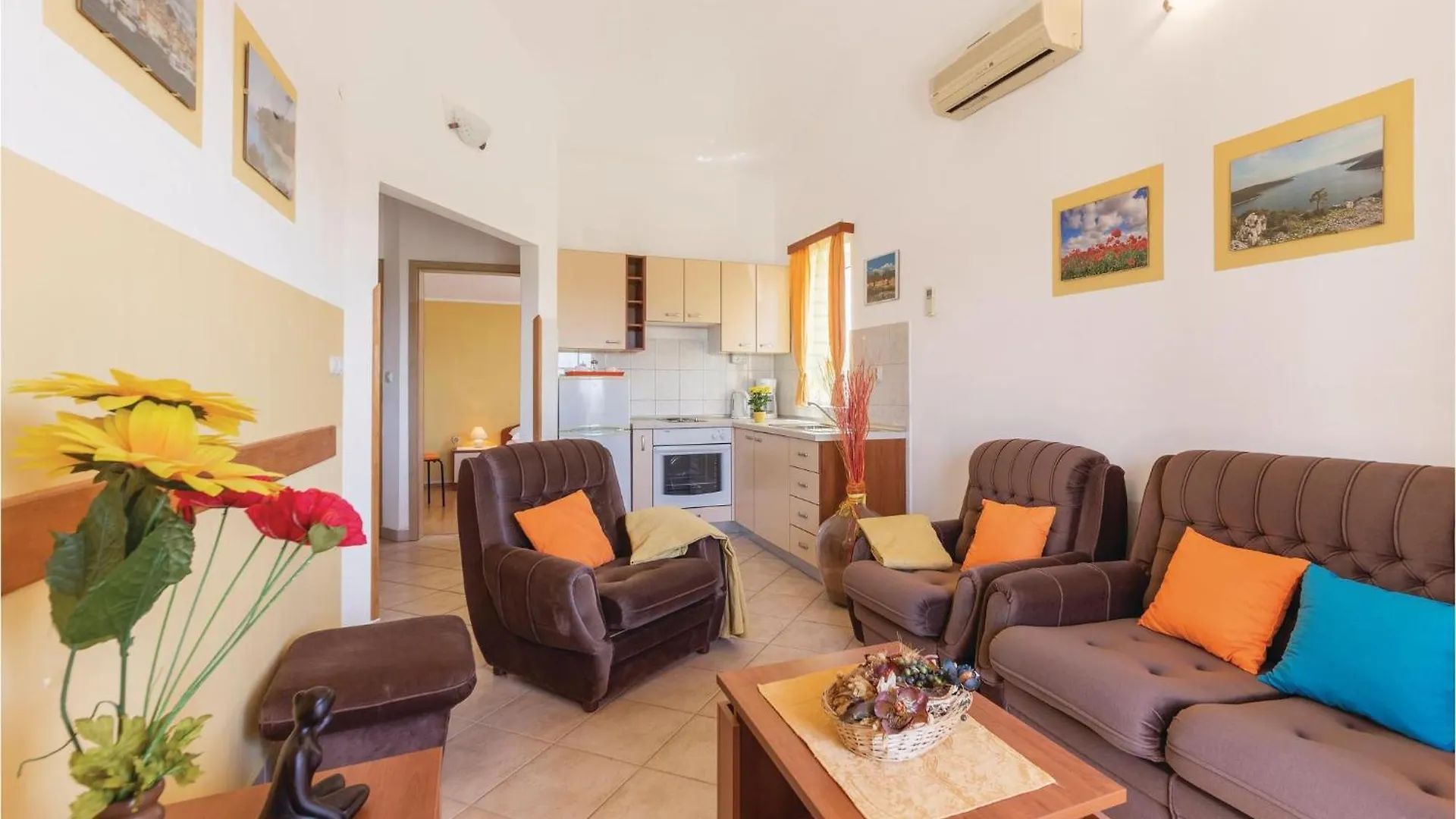 Stunning Home In Krnica With Wifi